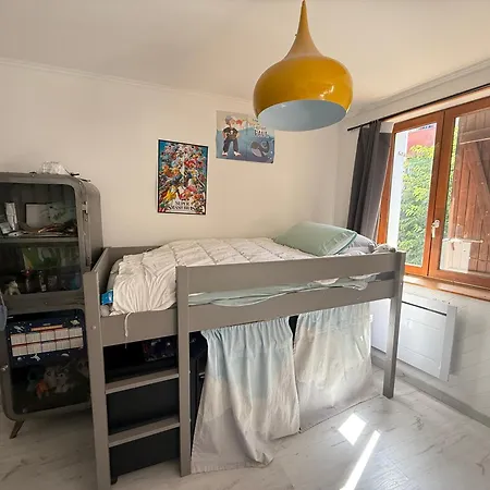 Maison Familiale Avec Piscine Et Climatisation *