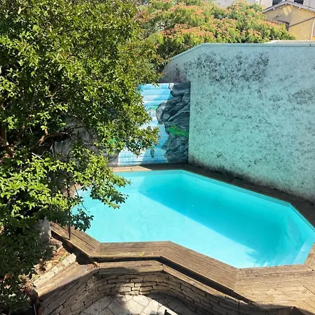 Maison Familiale Avec Piscine Et Climatisation *